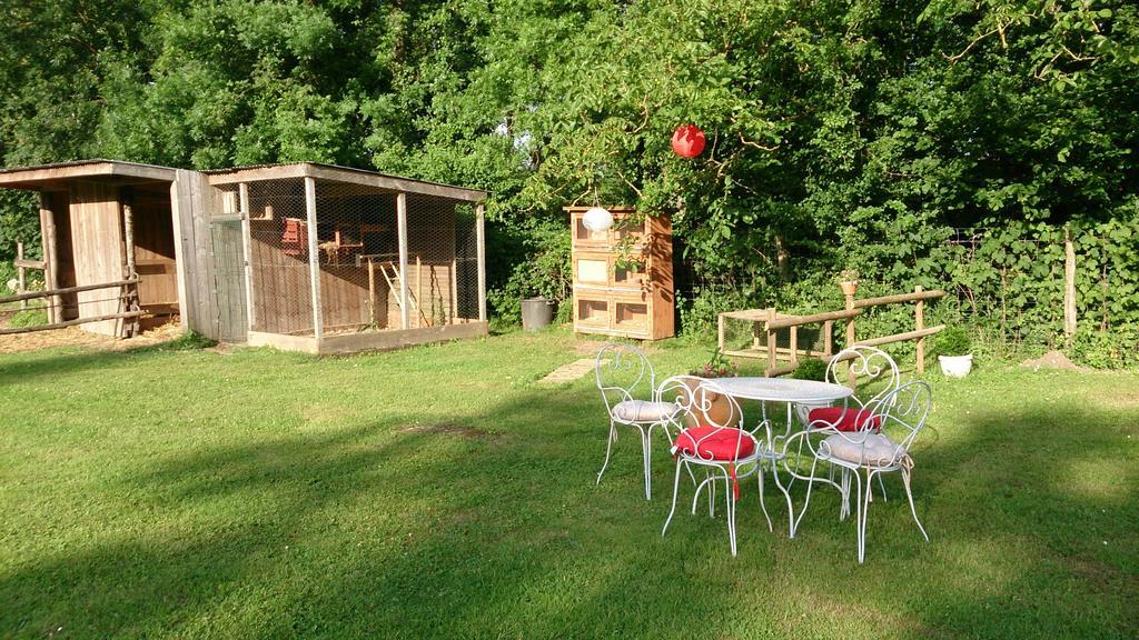 Chambres D'Hotes Du Port Gautier Vouvray-sur-Loir Exterior foto